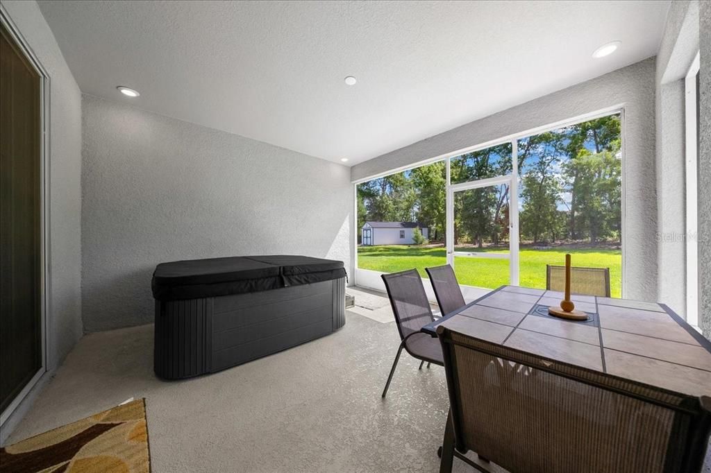 For Sale: $389,900 (4 beds, 3 baths, 2336 Square Feet)