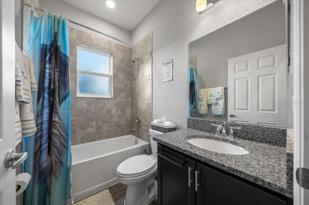 For Sale: $389,900 (4 beds, 3 baths, 2336 Square Feet)