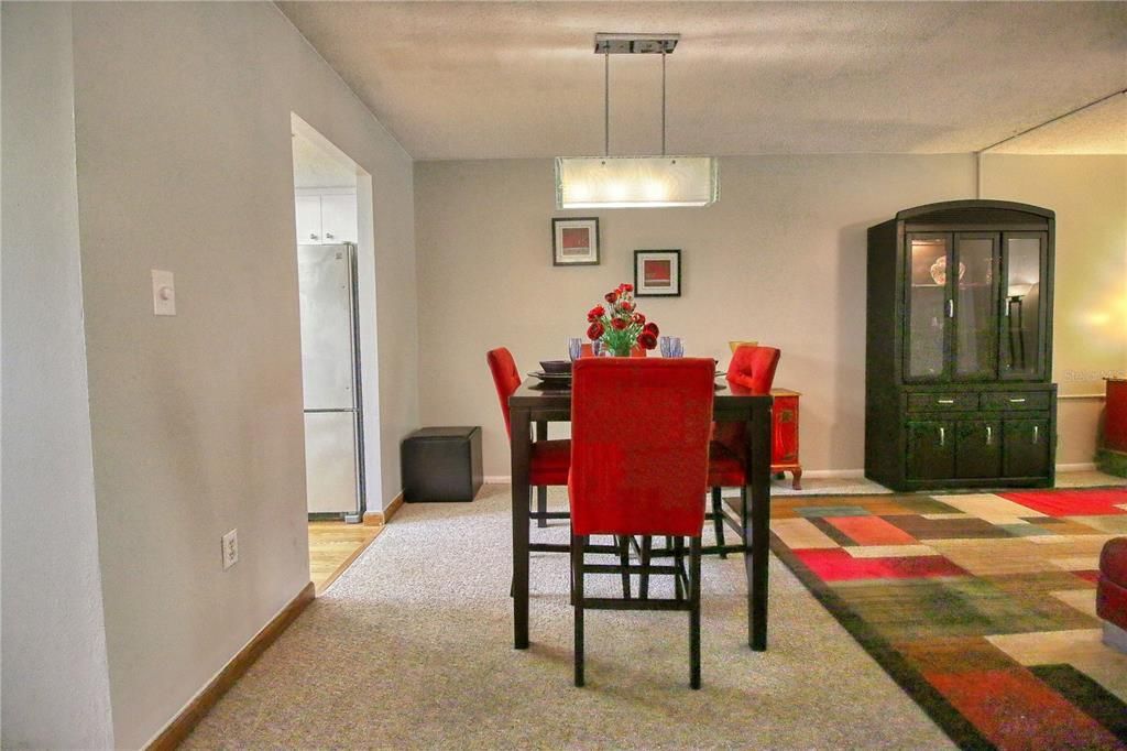 For Rent: $1,350 (2 beds, 2 baths, 1144 Square Feet)