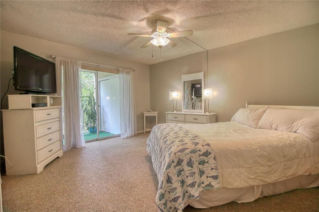 For Rent: $1,350 (2 beds, 2 baths, 1144 Square Feet)