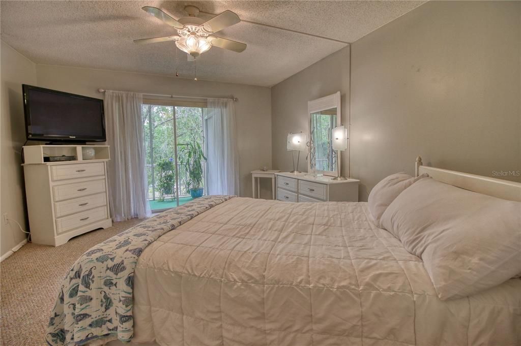 For Rent: $1,350 (2 beds, 2 baths, 1144 Square Feet)