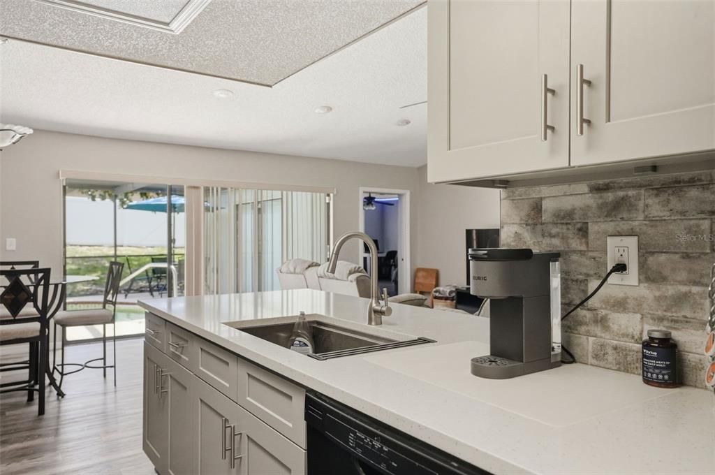 En Venta: $349,900 (3 camas, 2 baños, 1876 Pies cuadrados)