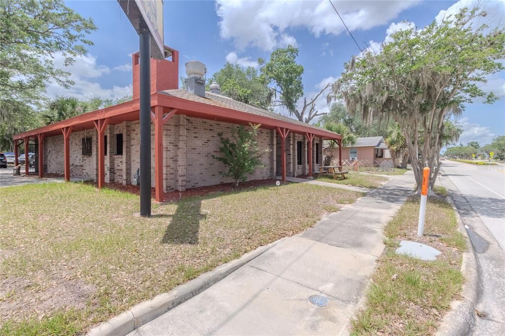 For Sale: $400,000 (0 beds, 0 baths, 2400 Square Feet)
