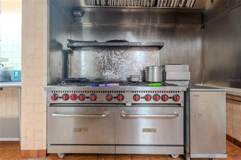 For Sale: $400,000 (0 beds, 0 baths, 2400 Square Feet)