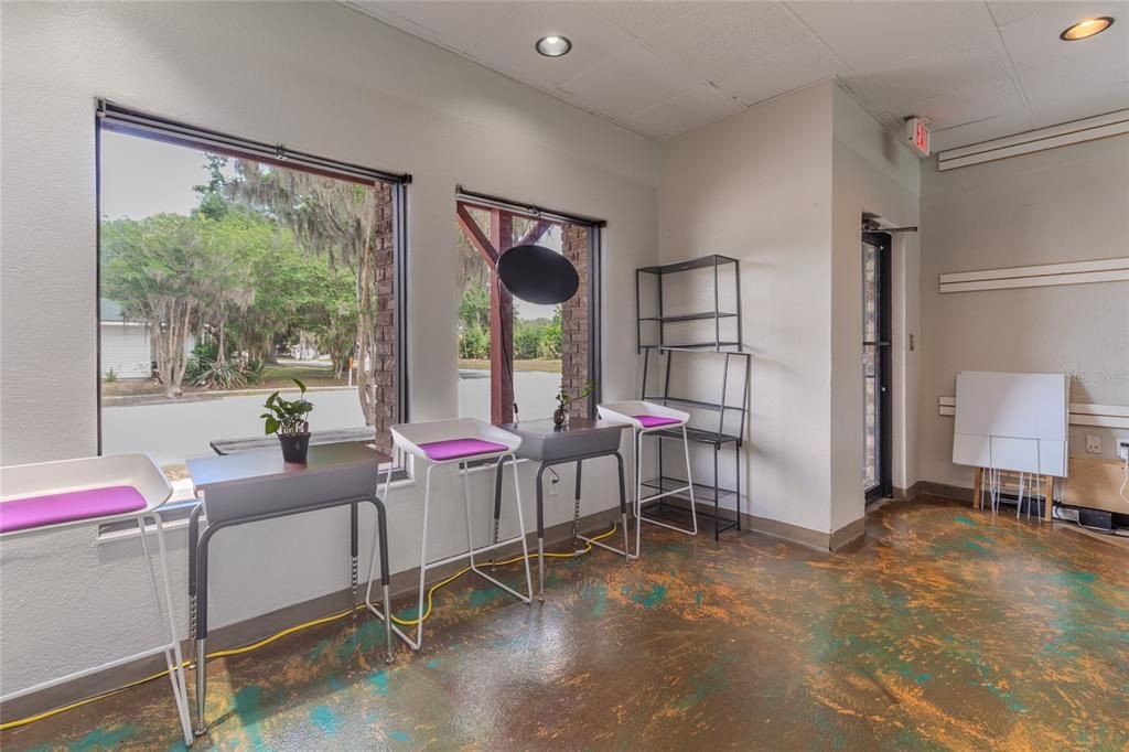 For Sale: $400,000 (0 beds, 0 baths, 2400 Square Feet)