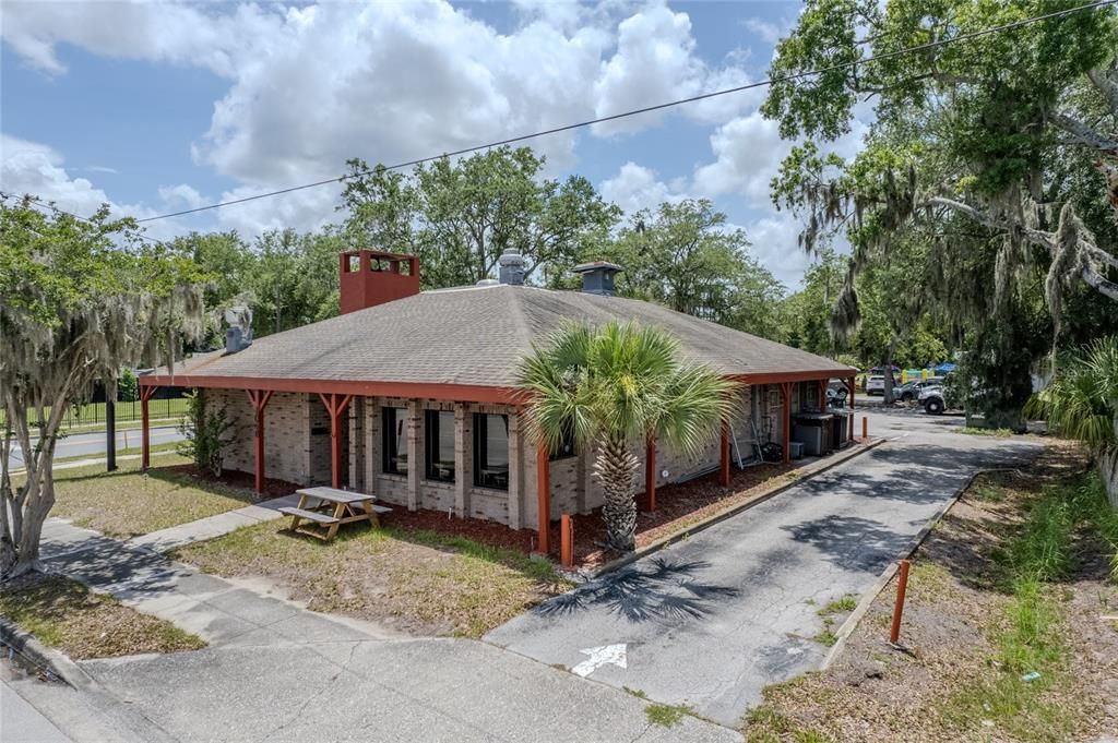 For Sale: $400,000 (0 beds, 0 baths, 2400 Square Feet)
