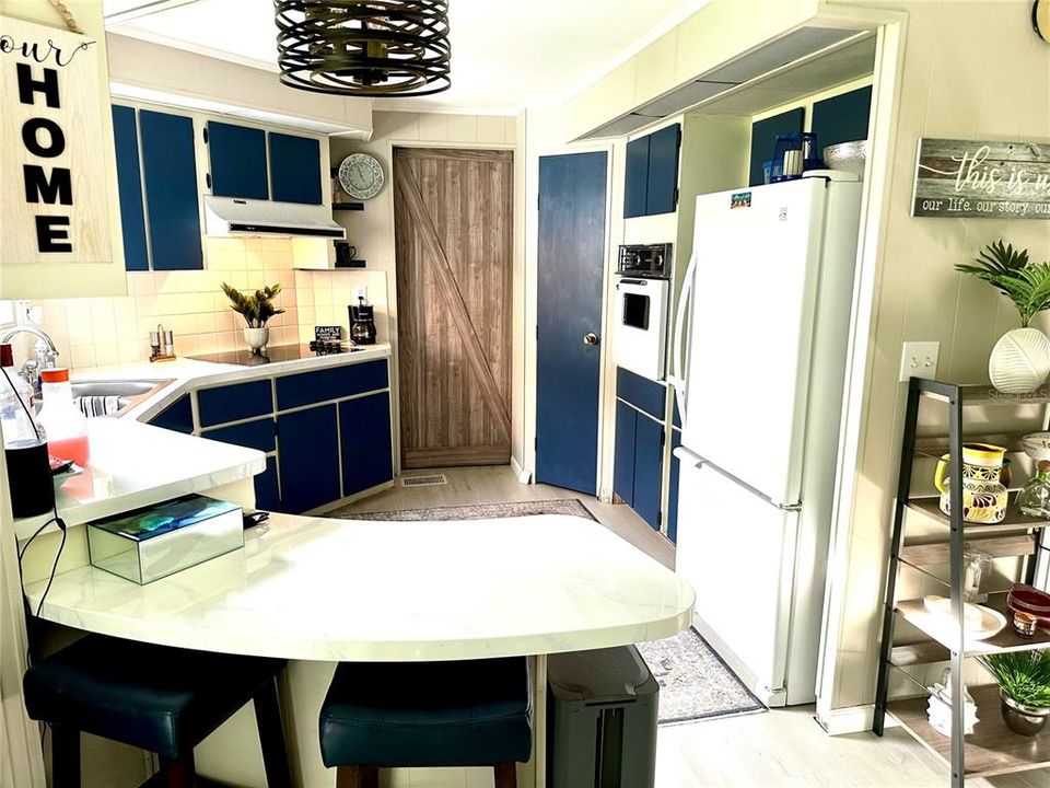 На продажу: $335,000 (3 спален, 2 ванн, 1360 Квадратных фут)