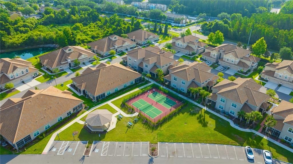 На продажу: $225,000 (3 спален, 2 ванн, 1151 Квадратных фут)