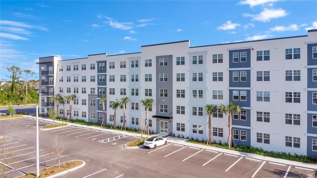 For Rent: $1,650 (2 beds, 2 baths, 1023 Square Feet)