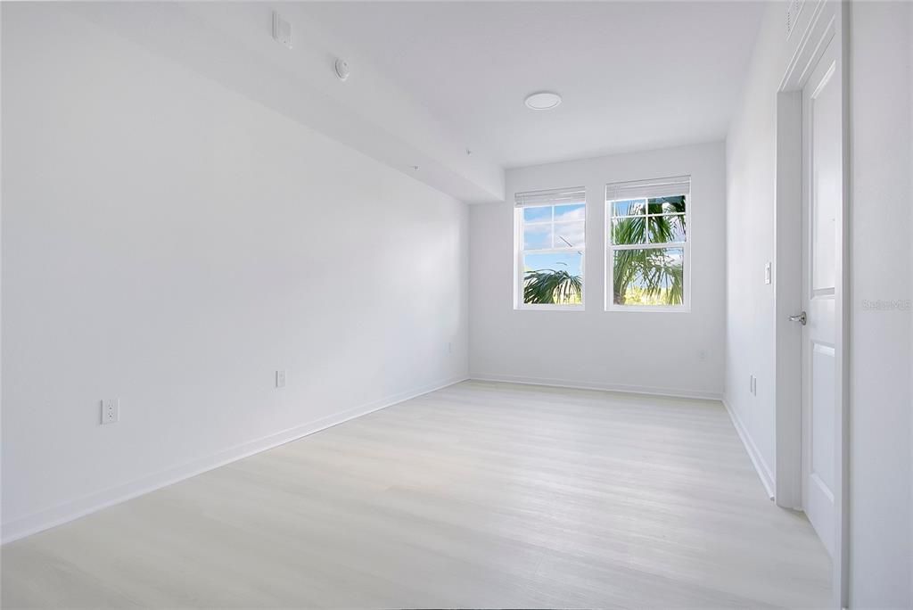 For Rent: $1,650 (2 beds, 2 baths, 1023 Square Feet)