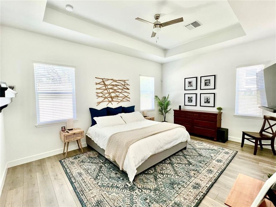 For Rent: $3,500 (3 beds, 2 baths, 2055 Square Feet)