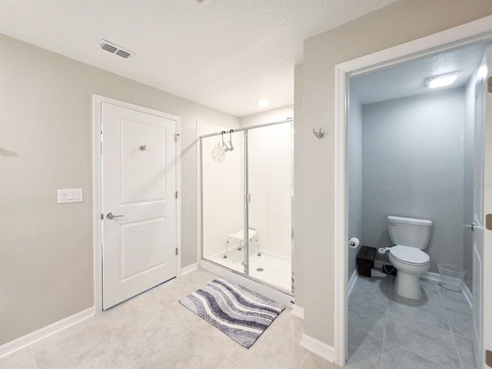 For Sale: $359,000 (4 beds, 2 baths, 1935 Square Feet)