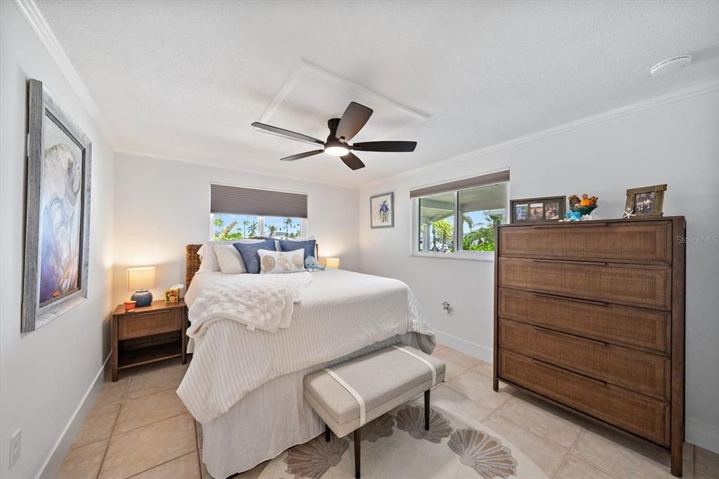 For Rent: $3,000 (2 beds, 2 baths, 1390 Square Feet)