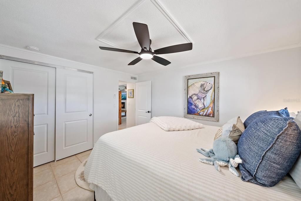 For Rent: $3,000 (2 beds, 2 baths, 1390 Square Feet)