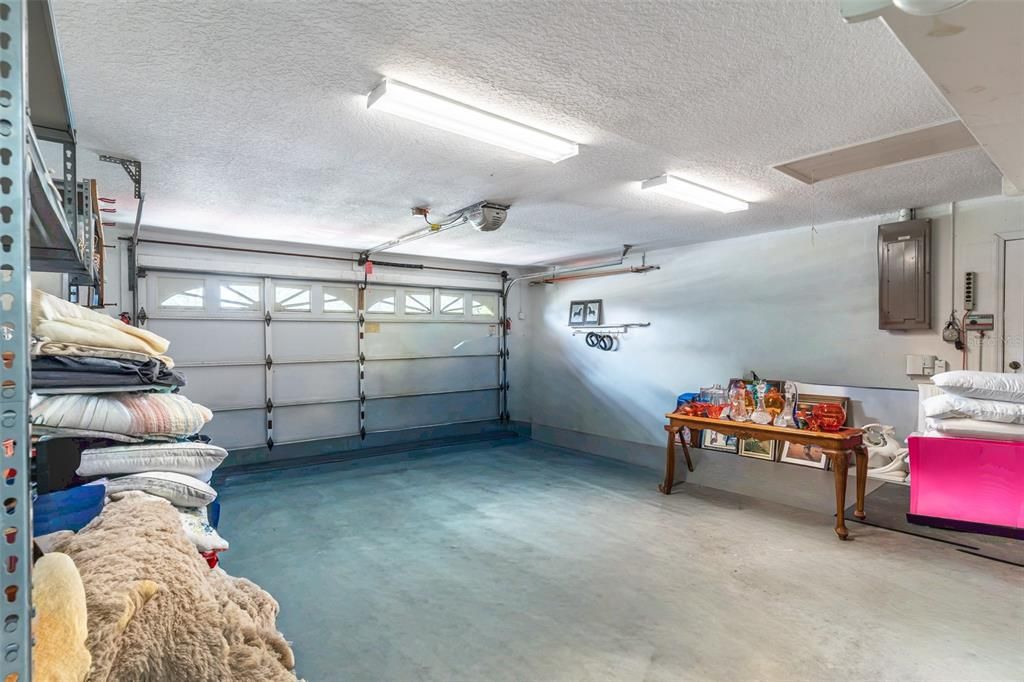 For Sale: $360,000 (3 beds, 2 baths, 1845 Square Feet)