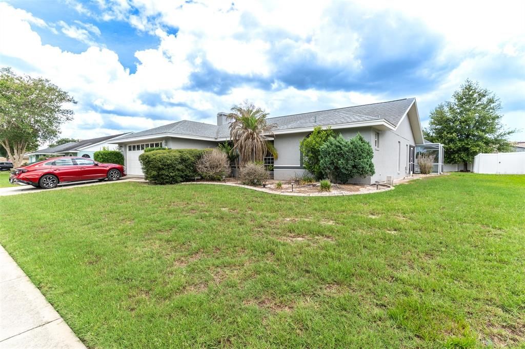 For Sale: $360,000 (3 beds, 2 baths, 1845 Square Feet)