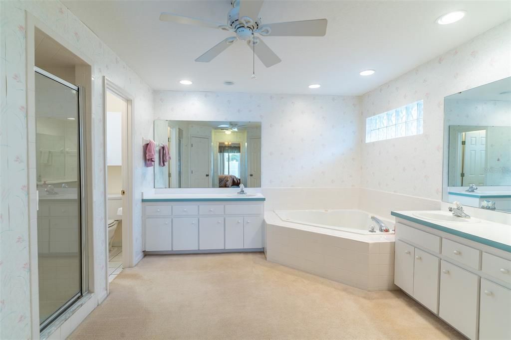 For Sale: $360,000 (3 beds, 2 baths, 1845 Square Feet)