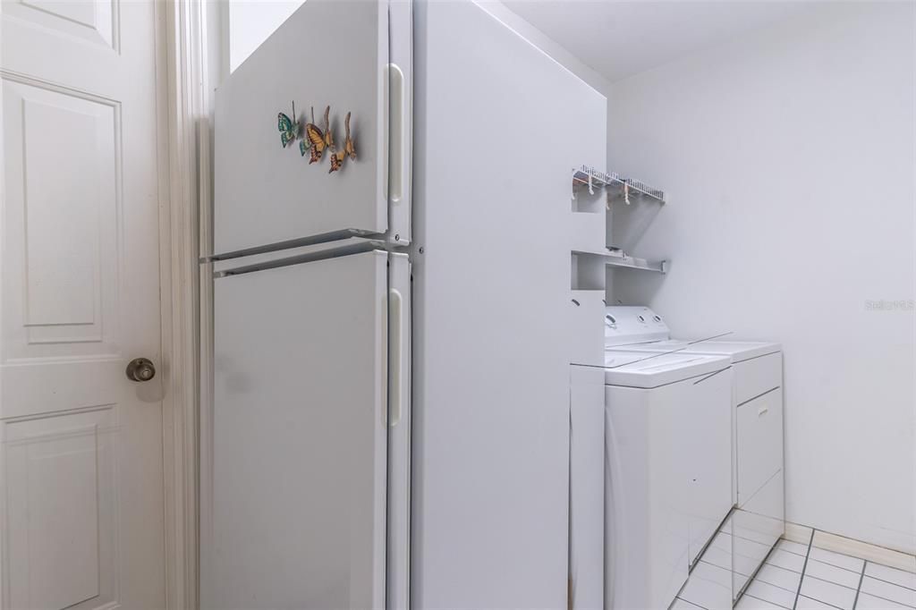 For Sale: $360,000 (3 beds, 2 baths, 1845 Square Feet)