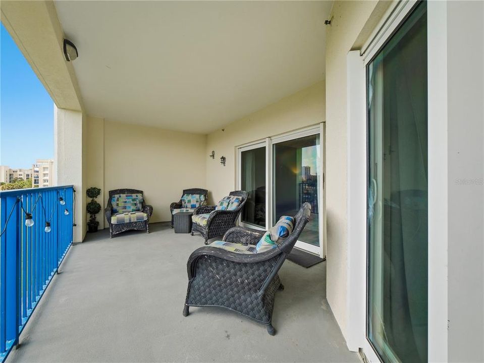 En Venta: $435,000 (2 camas, 2 baños, 1389 Pies cuadrados)
