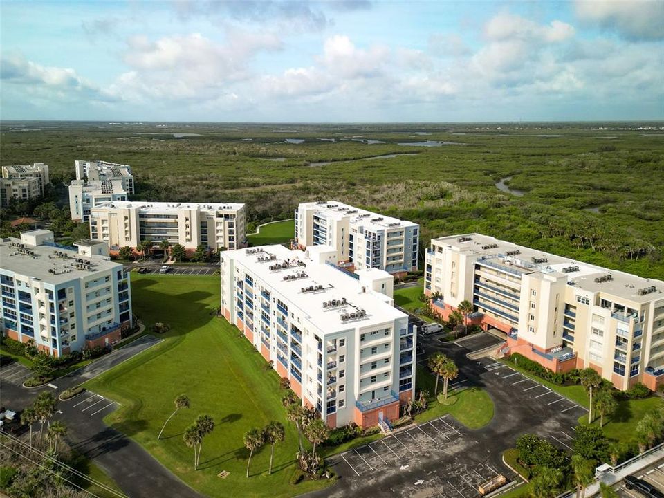 En Venta: $435,000 (2 camas, 2 baños, 1389 Pies cuadrados)