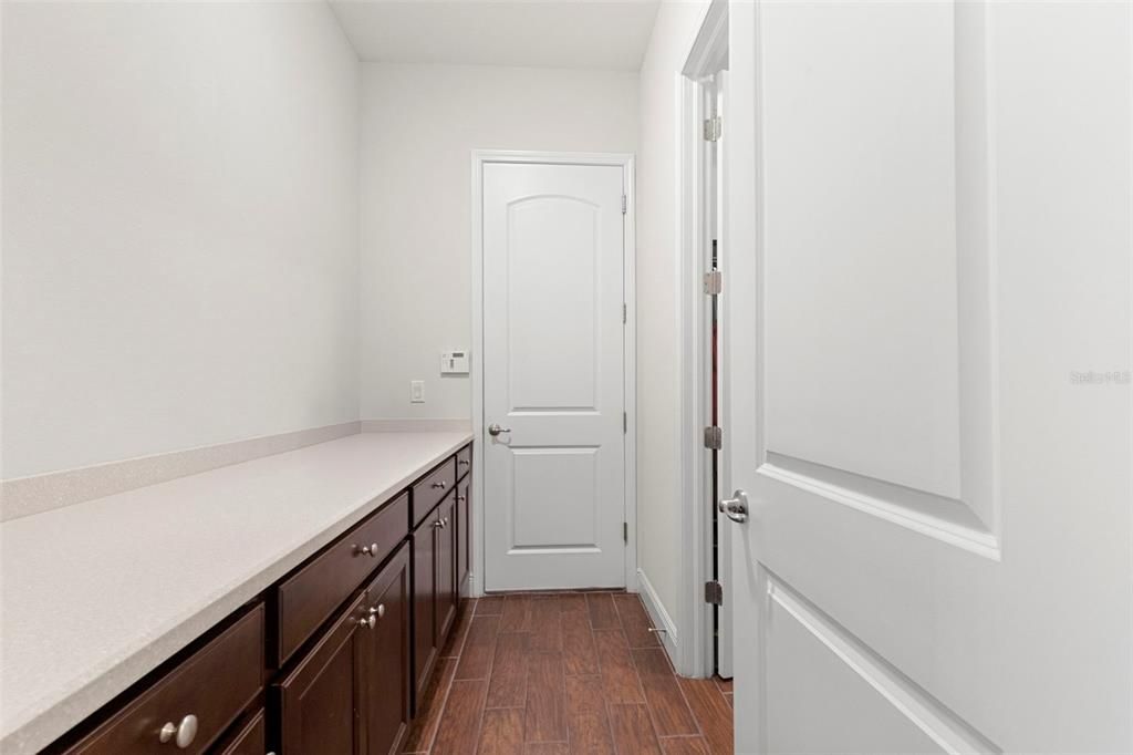 For Sale: $1,200,000 (4 beds, 3 baths, 3353 Square Feet)