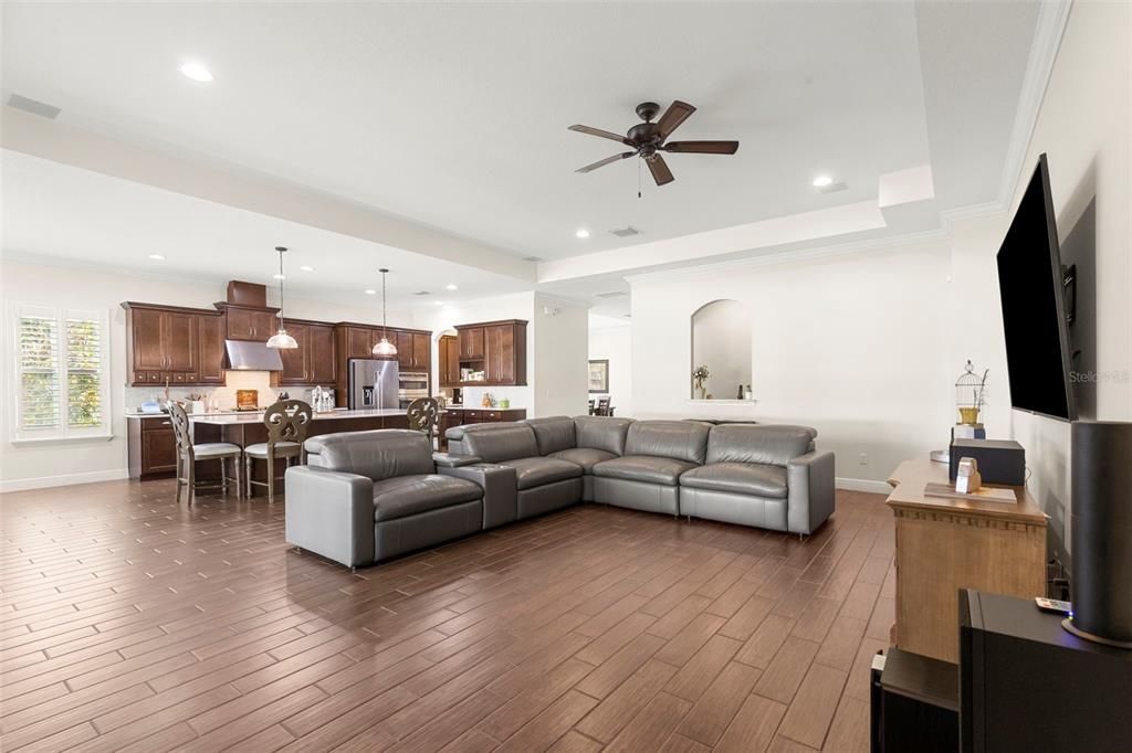 For Sale: $1,200,000 (4 beds, 3 baths, 3353 Square Feet)