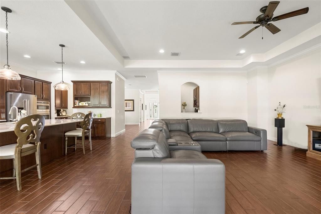 For Sale: $1,200,000 (4 beds, 3 baths, 3353 Square Feet)