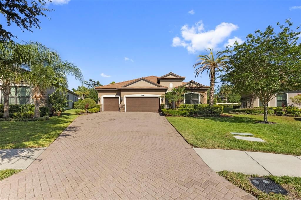 For Sale: $1,200,000 (4 beds, 3 baths, 3353 Square Feet)