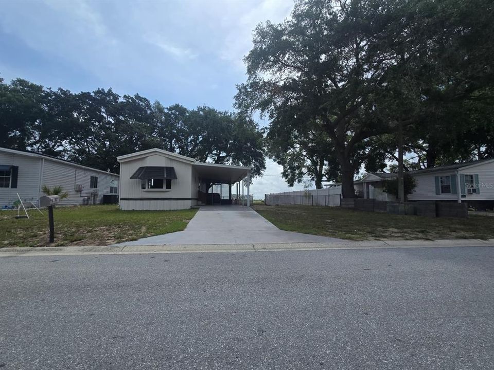 For Sale: $149,000 (2 beds, 1 baths, 784 Square Feet)