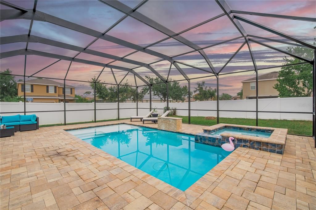 For Sale: $425,000 (4 beds, 2 baths, 2387 Square Feet)
