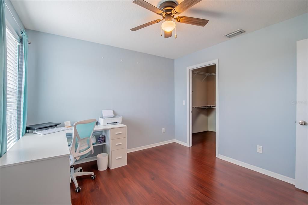 For Sale: $425,000 (4 beds, 2 baths, 2387 Square Feet)