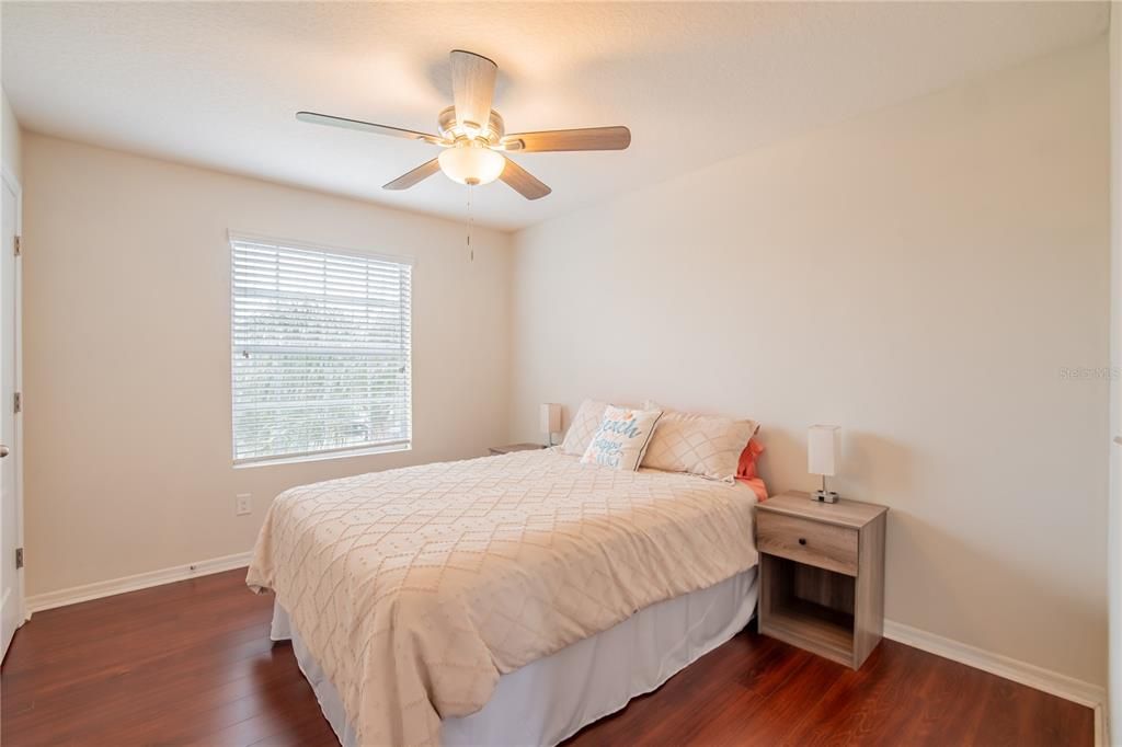 For Sale: $425,000 (4 beds, 2 baths, 2387 Square Feet)