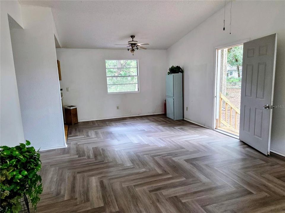 En Venta: $179,000 (3 camas, 1 baños, 1008 Pies cuadrados)