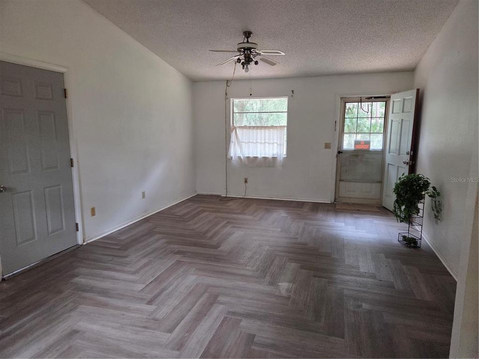 En Venta: $179,000 (3 camas, 1 baños, 1008 Pies cuadrados)