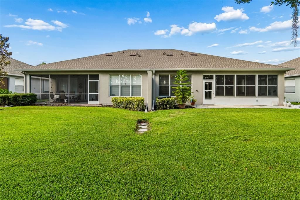 For Sale: $285,000 (2 beds, 2 baths, 1696 Square Feet)