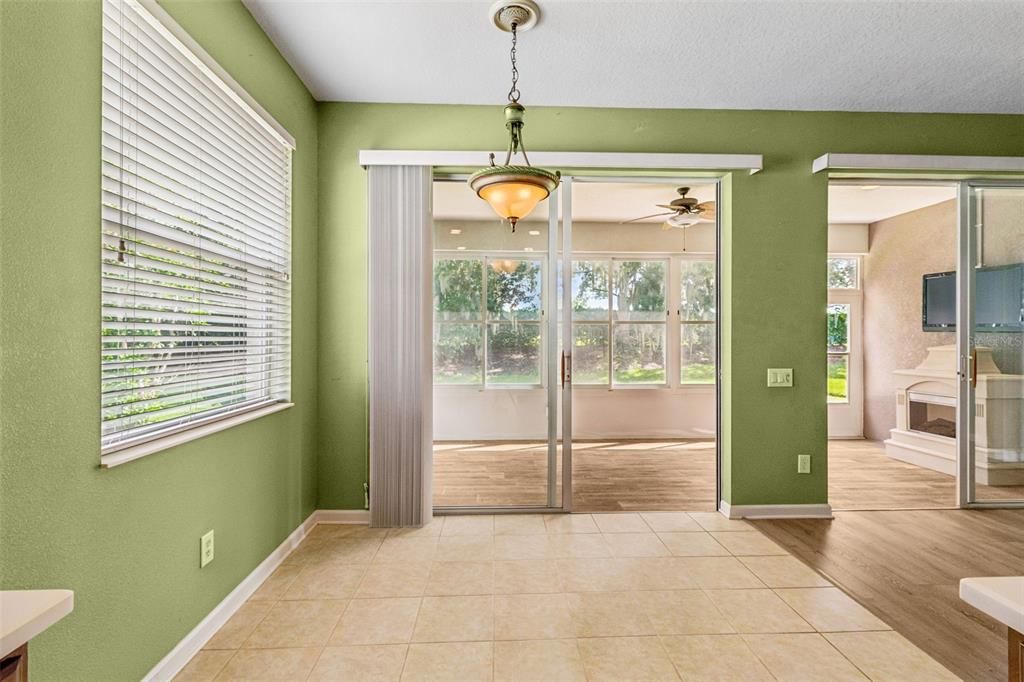 For Sale: $285,000 (2 beds, 2 baths, 1696 Square Feet)