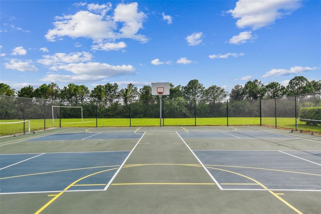 For Sale: $285,000 (2 beds, 2 baths, 1696 Square Feet)