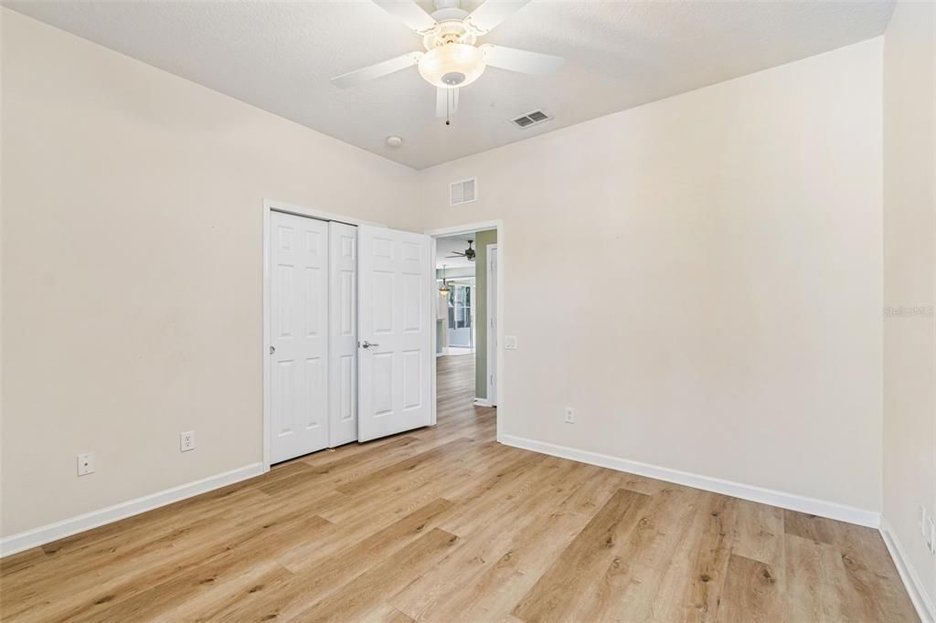 For Sale: $285,000 (2 beds, 2 baths, 1696 Square Feet)