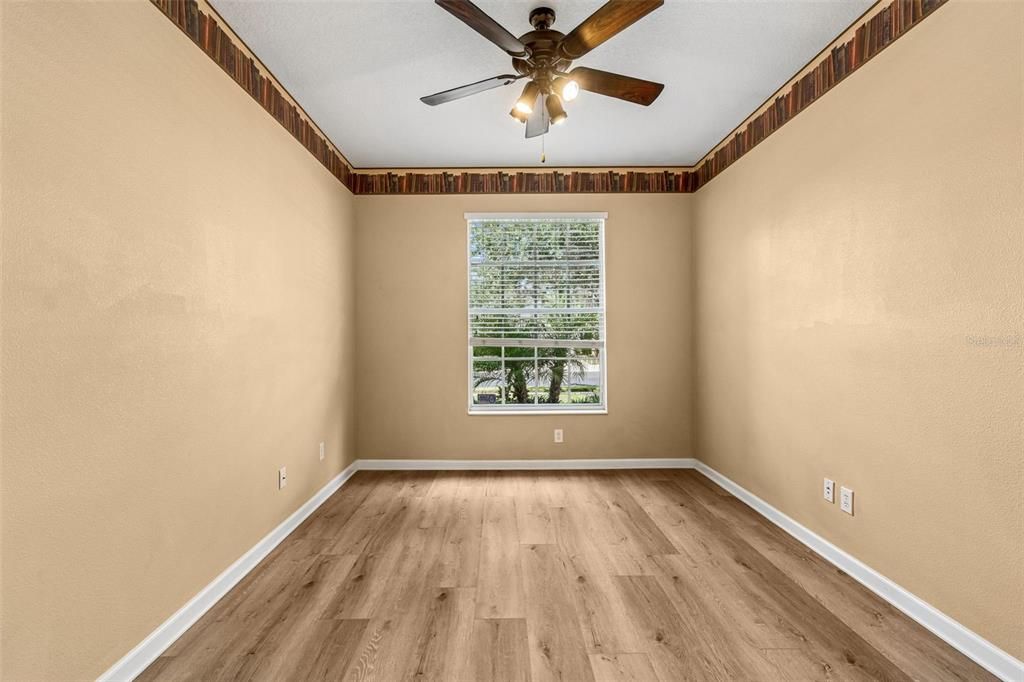 For Sale: $285,000 (2 beds, 2 baths, 1696 Square Feet)