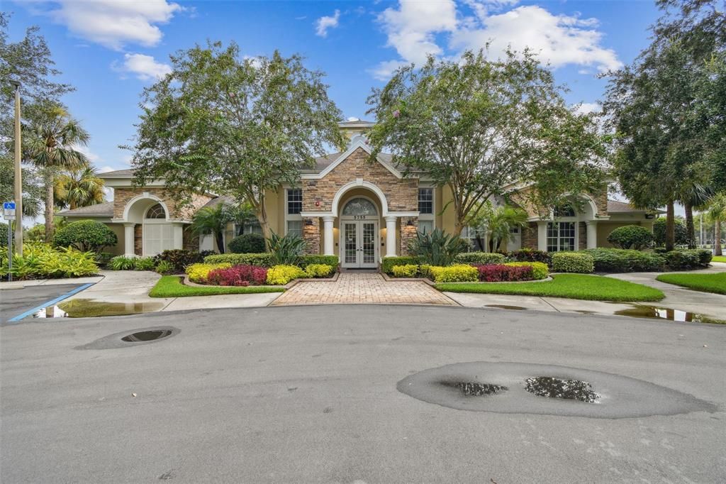 For Sale: $285,000 (2 beds, 2 baths, 1696 Square Feet)