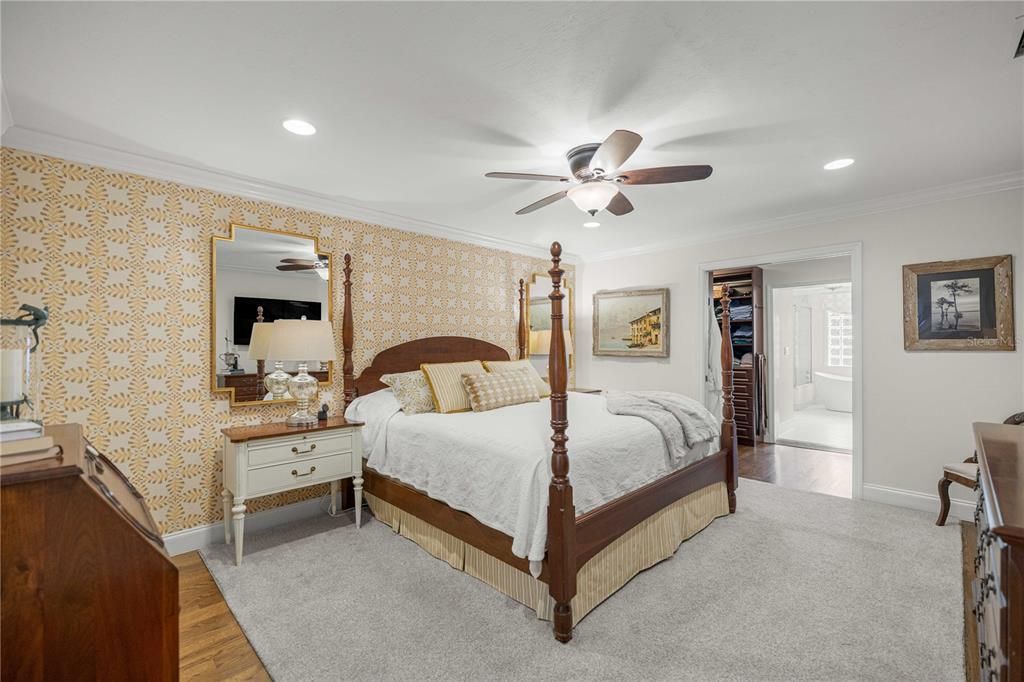 For Sale: $825,000 (4 beds, 3 baths, 3291 Square Feet)