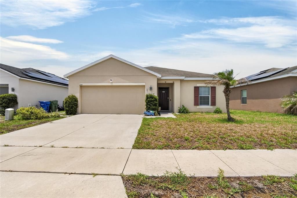 For Sale: $299,999 (4 beds, 2 baths, 1793 Square Feet)