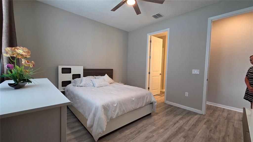 For Sale: $347,900 (3 beds, 2 baths, 1710 Square Feet)