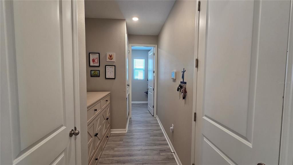 For Sale: $347,900 (3 beds, 2 baths, 1710 Square Feet)