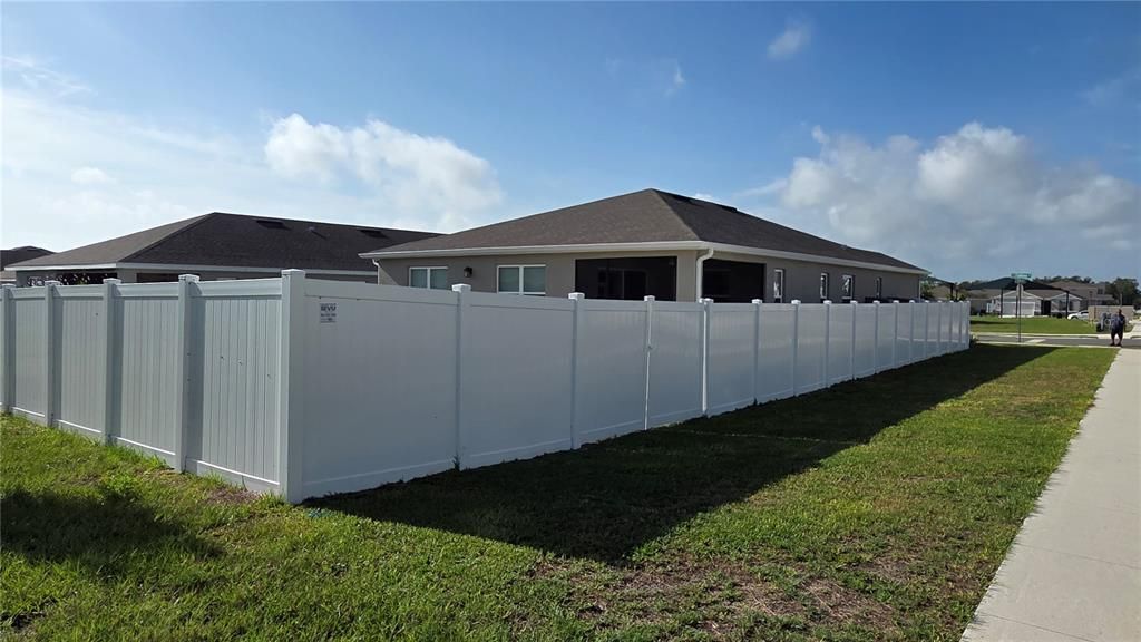 For Sale: $347,900 (3 beds, 2 baths, 1710 Square Feet)