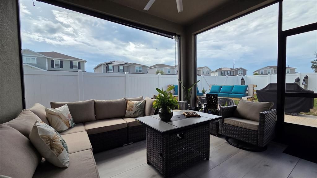For Sale: $347,900 (3 beds, 2 baths, 1710 Square Feet)