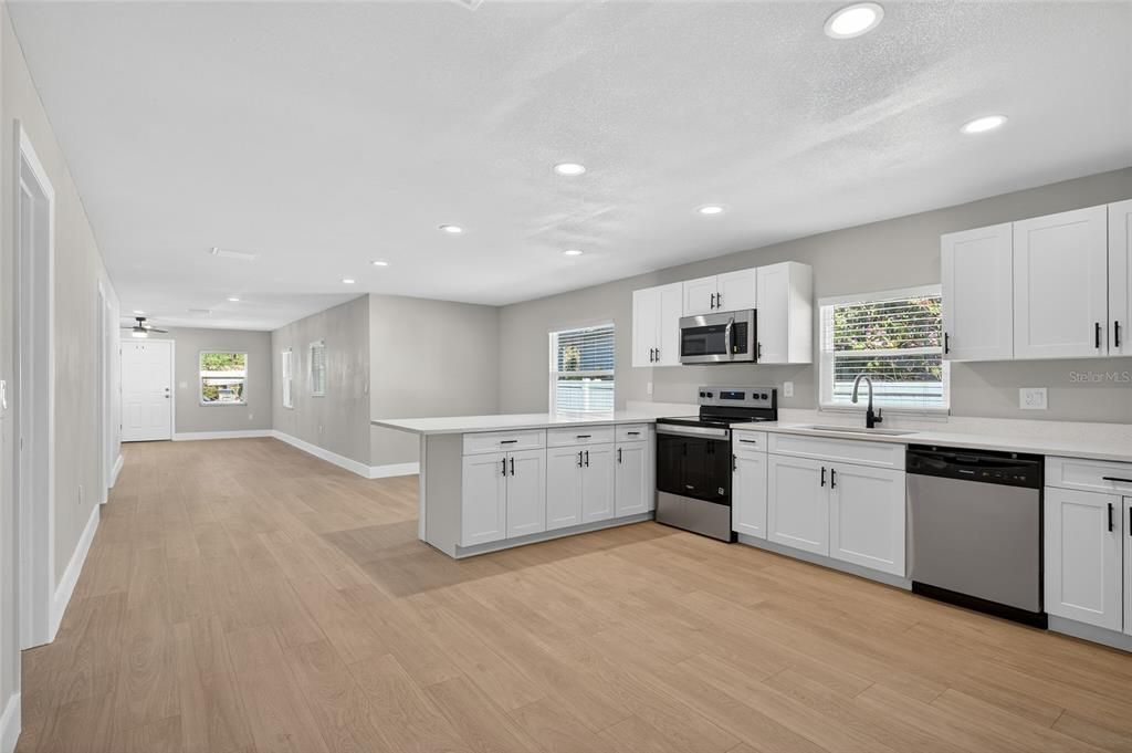 For Sale: $529,000 (3 beds, 2 baths, 1344 Square Feet)
