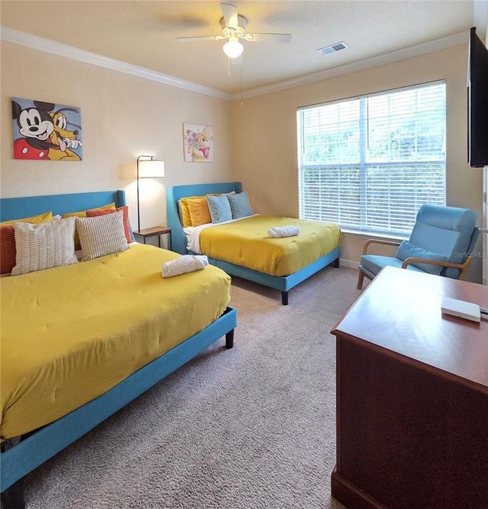 For Sale: $205,000 (2 beds, 2 baths, 1134 Square Feet)