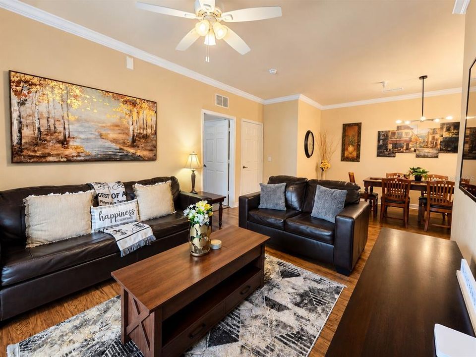 For Sale: $205,000 (2 beds, 2 baths, 1134 Square Feet)
