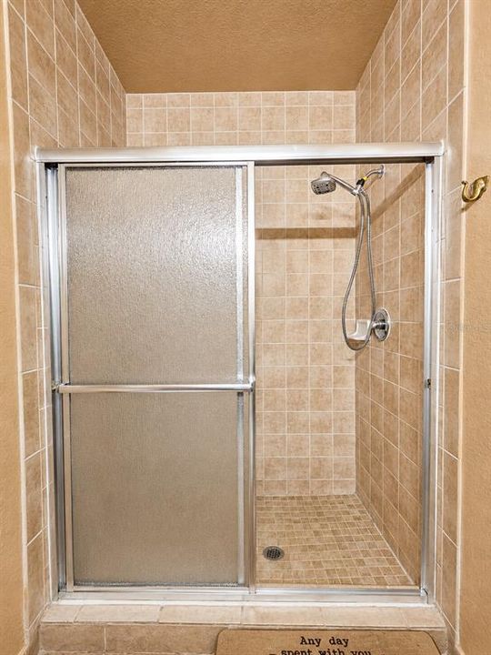 For Sale: $205,000 (2 beds, 2 baths, 1134 Square Feet)